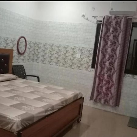 Shri Jagannath Dham Hotel Vrindavan Exterior photo